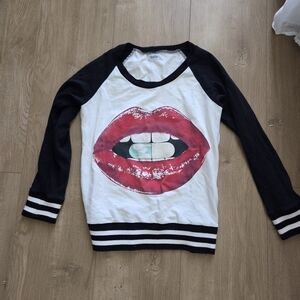 Lauren Moshi Black and White Sweatshirt with Red Lips Design